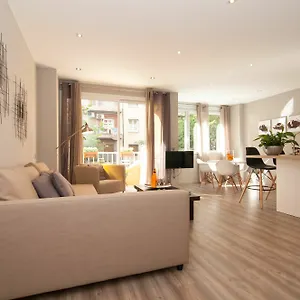Apartment Montaber - Sagrada Familia 